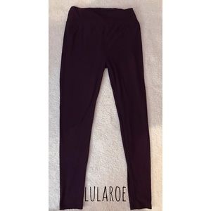 LuLaRoe Pants - LuLaRoe Burgundy One Size Leggings (Sizes 2-10) LuLaRoe Pants - LuLaRoe Burgundy One Size Leggings (Sizes 2-10)